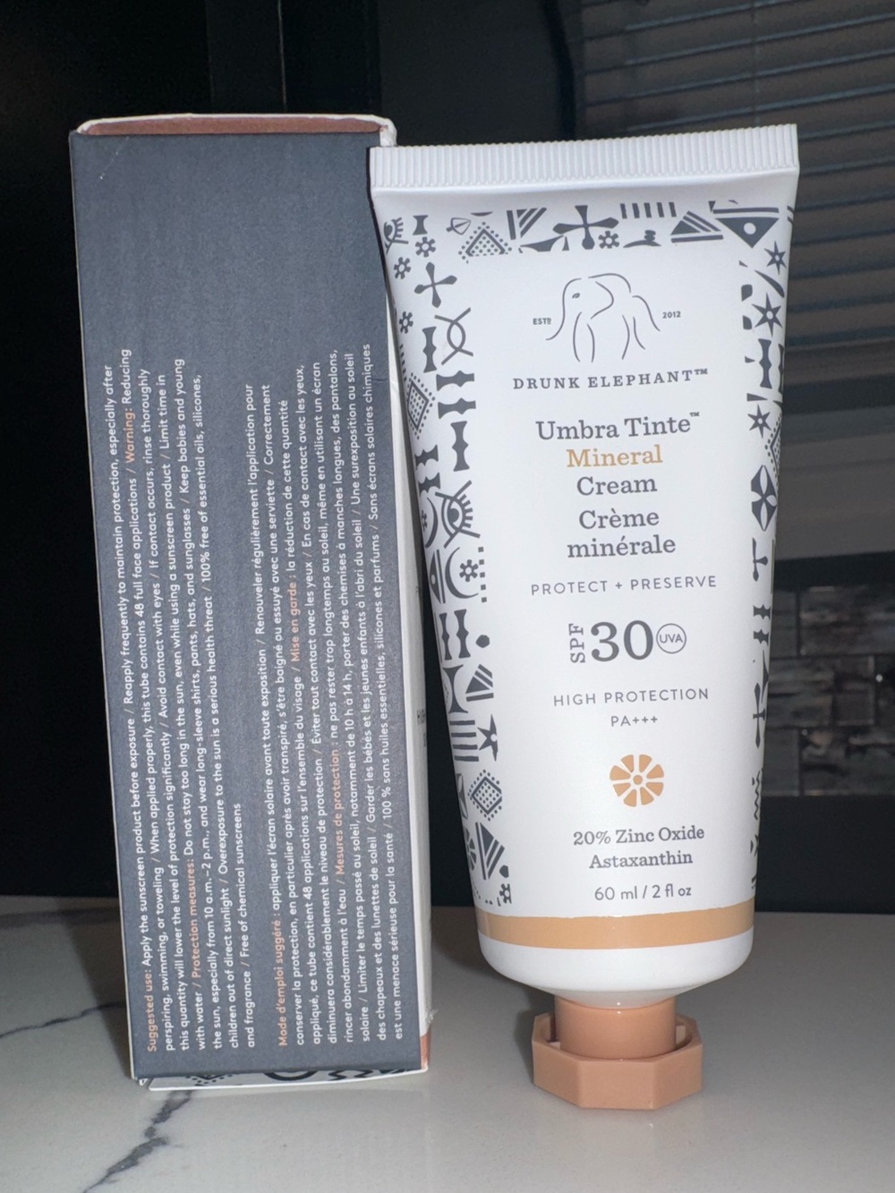 Drunk Elephant Umbra Tinte Mineral Cream SPF 30 Brand new in box — never used! - Picture 4 of 6